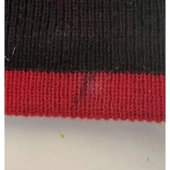 Star‎ Wars  Black Red Beanie Knit Hat Winter Hat Sith Lord - Picture 3 of 3